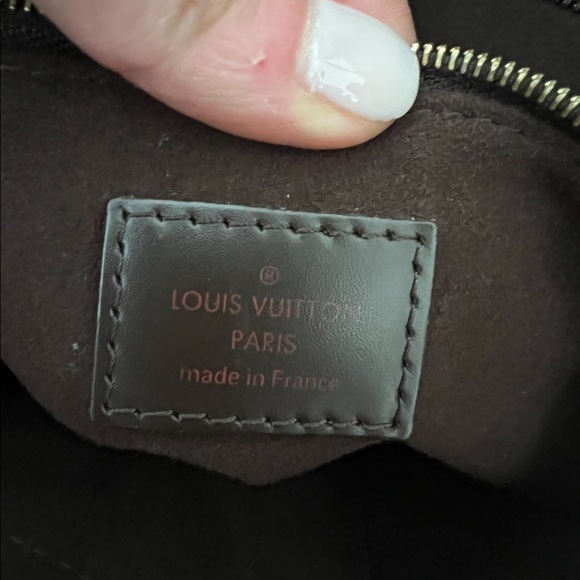 Louis Vuitton Bag - Picture 9 of 9